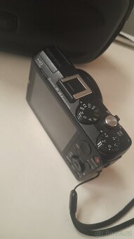 Sony Cyber-shot DSC-HX60V - 5