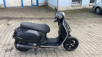 Piaggio Vespa GTS - 5