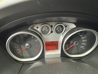 Ford Focus 2010-1.6 16V- 148 000km - 5