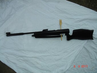 Prodám krásnou sportovní vzduchovku TAU 200 na CO2 dle fota. - 5