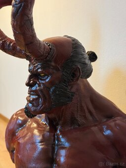 Hellboy BUSTA - 5