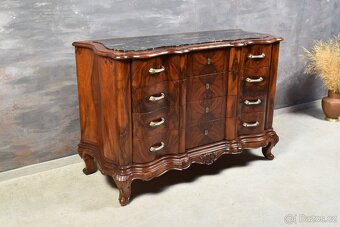 STAROŽITNÁ KOMODA - 5