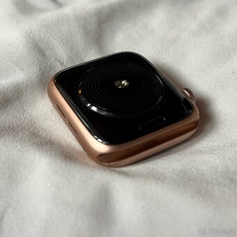 Apple Watch SE 44mm - 5