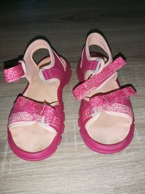 Divči sandálky - 5