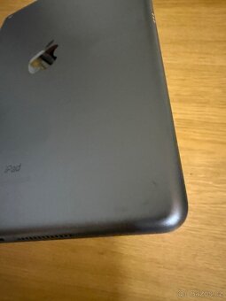 Apple IPad 8. Generace (2020),128gb WiFi, IOS 26 - 5