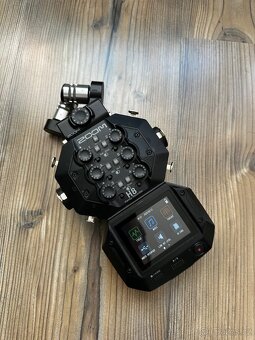 Zoom H8 + příslušenství - 5