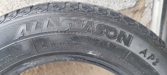 Pneumatiky 175/70/14 . Sada 800 Kč - 5