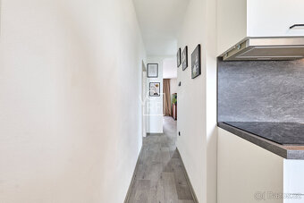 Prodej moderního bytu 3+1 s lodžií a sklepem, 85 m² – Chrudi - 5