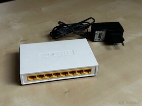 2x Switch TP-Link TL-SF1005D + TL-SF1008D - 5