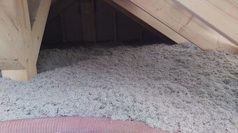 Foukaná izolace Izocell - Zateplujeme vaše domy - 5