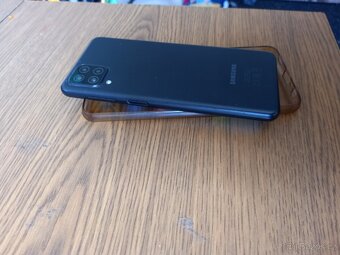 Samsung Galaxy A12 Top stav - 5