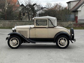 Ford Model A Sport Coupe - 5