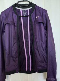 Dámská běžecká šustakova bunda Nike - 5