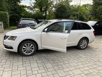 Škoda Octavia Combi automat 1,6 - 5