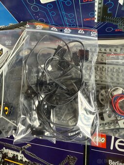 LEGO Technic Control Center II 8485 - 5