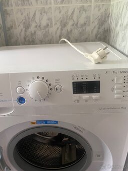 Pračka Indesit - 5