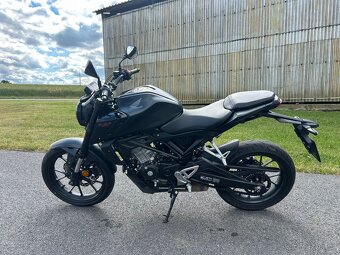 Honda CB125R - 5