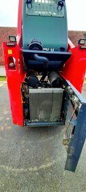 Smykový nakladač GEHL 6640 - servis za 150t Kč hotový - 5