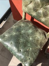 Starožitné zámecké křeslo kožené s kováním - 5