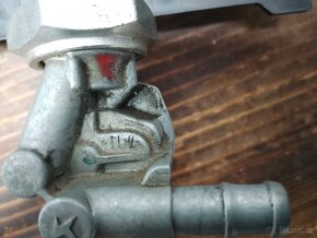 Prodám palivový kohout - 5