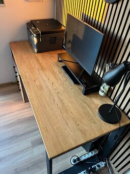 Pracovní stůl s masivní dubovou deskou 160 cm - 5