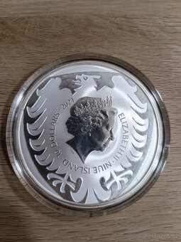 Stříbrná pětiuncová investiční mince Český lev 2021 reverse - 5