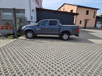 HILUX - 5