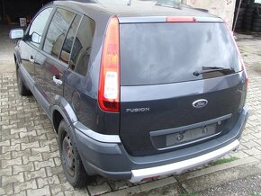 Prodám náhradní díly Ford Fusion + 1.4 benzín Facelift - 5