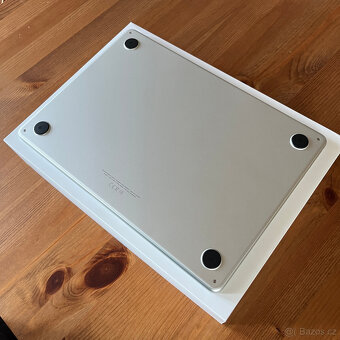MacBook Air 13" M3 Silver | 16GB RAM, 512SSD | TOP STAV - 5