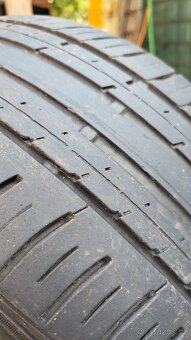 Pneu R17 225/45 letní - 5