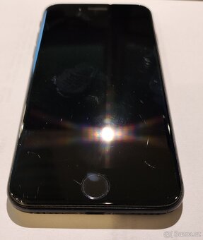 Apple iPhone SE 2020, 128Gb - 5