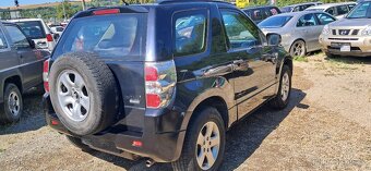 Suzuki Grand Vitara ll 1.6 benzin 4x4 z Talianska bez korozi - 5