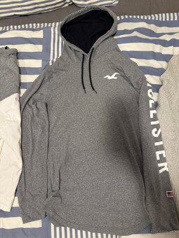 Hollister trička a svetr - 5