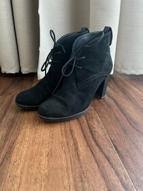 Kotníkové kožené černé boty na podpatku Tommy Hilfiger - 5