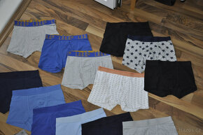 13 kusů boxerek Zara, H&M,vel. 10-12 let, zdarma 2x pyžamové - 5