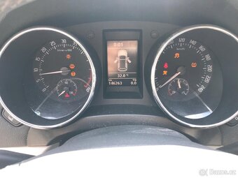 Škoda Yeti 2.0 TDI ŠTARTUJE, 4x4, 146tkm, PANO, 1.majiteľ - 5