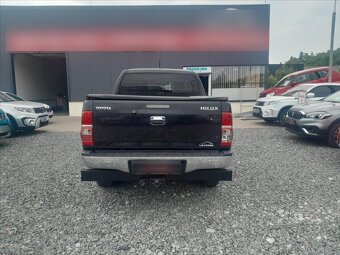 Toyota Hilux 3,0 D-4D Double Cab 4x4 (2014) - 5