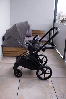 Cybex Priam 2023 Matt Black + Manhattan Grey Plus Seat Pack - 5