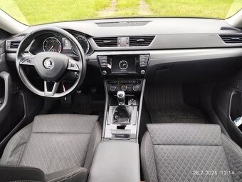 Škoda Superb. Nové v ČR. 1. Majitel, tažné, 100 tis km. - 5