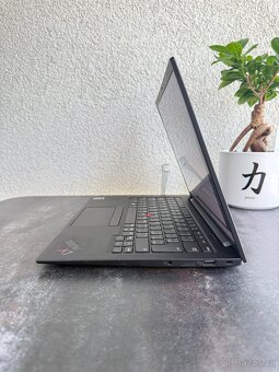 Lenovo ThinkPad X1 Carbon G9 i7, 16GB, 512GB - 5