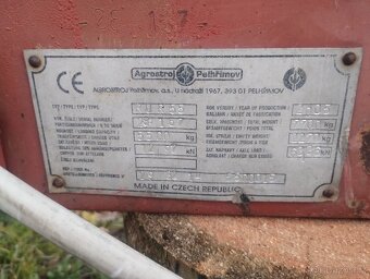 Rozmetadlo hnoje RUR55 - 5