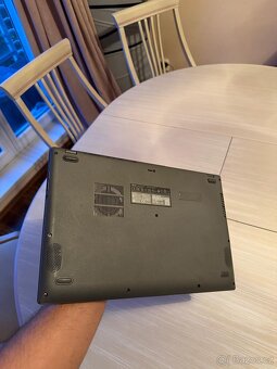 ASUS VivoBook 15 | i5 | 8GB RAM | 256GB SSD | Perfektní stav - 5