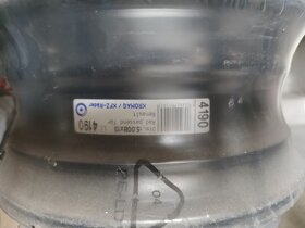 Disky a pneu ruzných rozměrů - 5