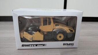 Originální model Bomag BW213 DH 1:50 - 5