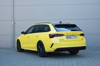 Škoda Octavia 2.0 TSI 180kW RS - Akontace od 0% - 5