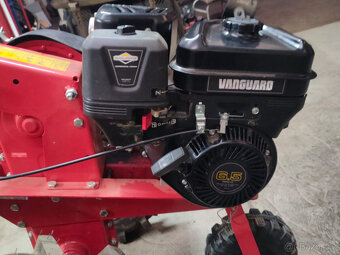 Malotraktor Vanguard - 5