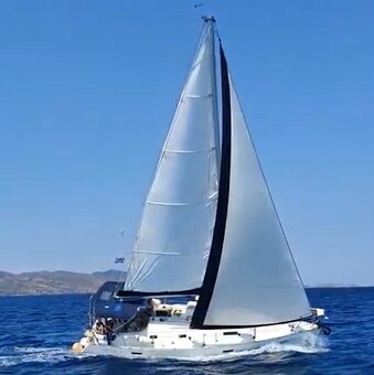 Plachetnice Beneteau Oceanis 331 Victoria - 5