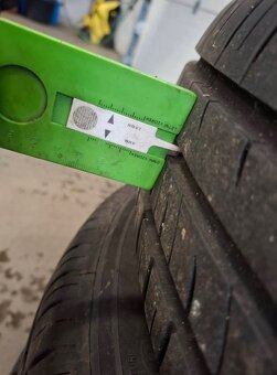 Zánovní letní sada pneu 185/65 R15 Kumho dot 2423 - 5