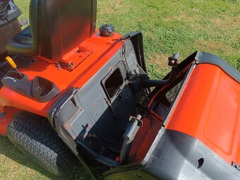 Zahradní traktor Kubota GR 1600 - 5