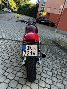 Kawasaki Zephyr 550 - 5